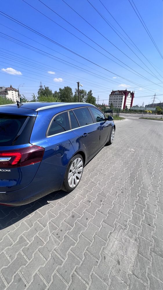 Opel Insignia Sport Tourer 2014 года