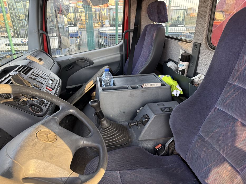 MERCEDES ATEGO COM GRUA HMF1820 C/RADIOCOMANDO ###OPORTUNIDADE###