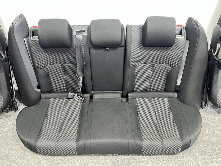 Сидіння Passat B7 седан Європа