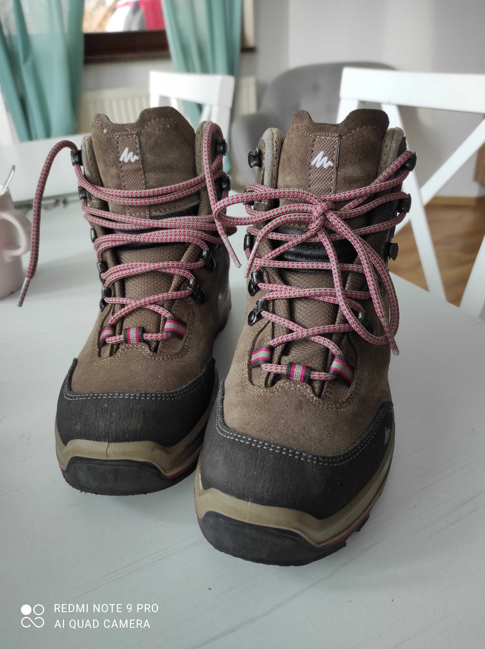 Buty trekkingowe wodoodporne