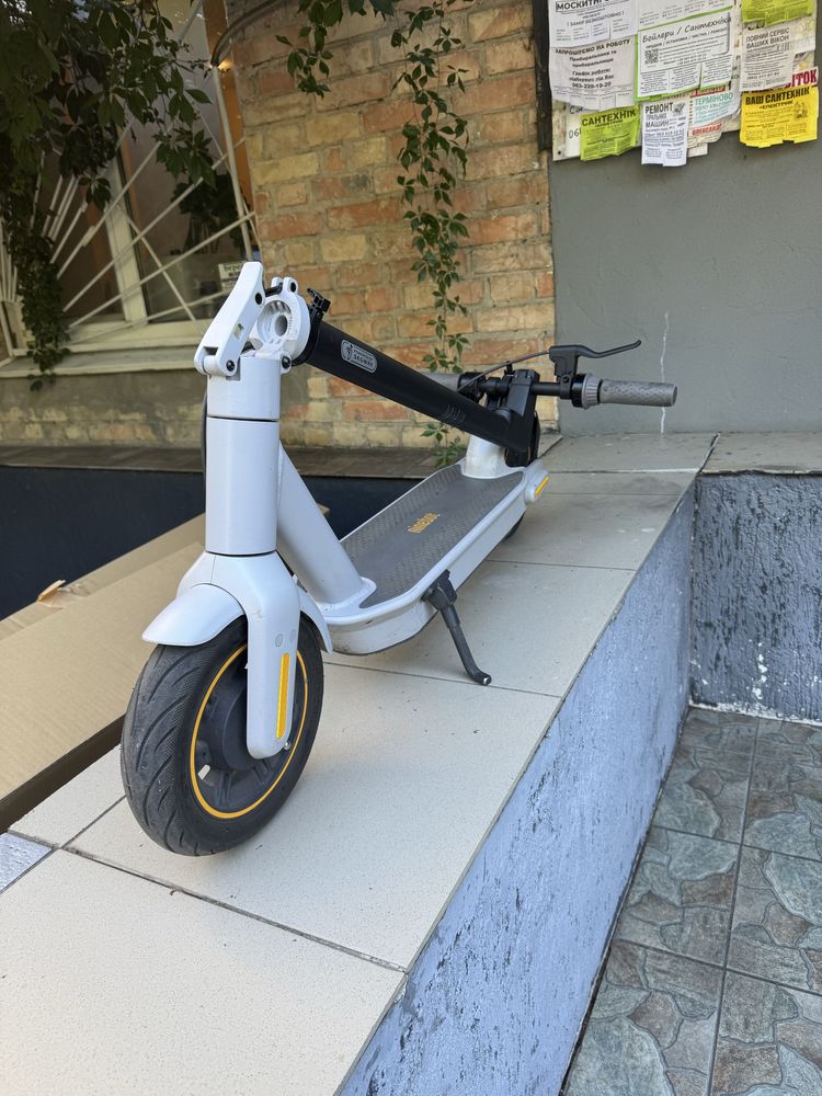Ninevot KickScooter Max G30le
