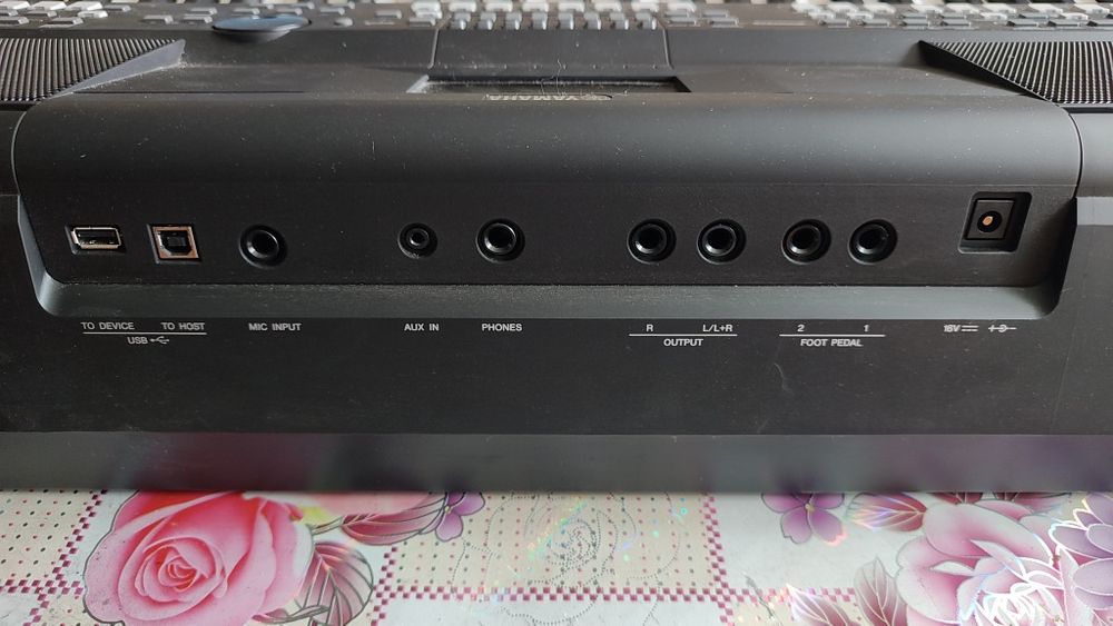 Keyboard Yamaha PSR-SX600