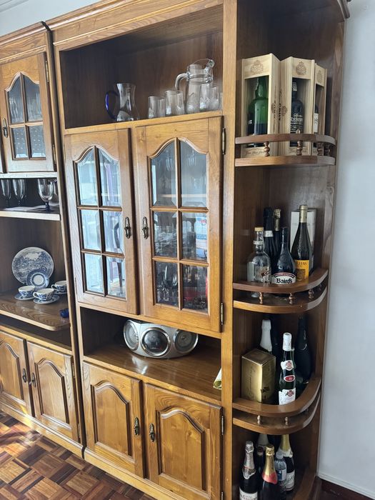 Móvel Bar com bancos