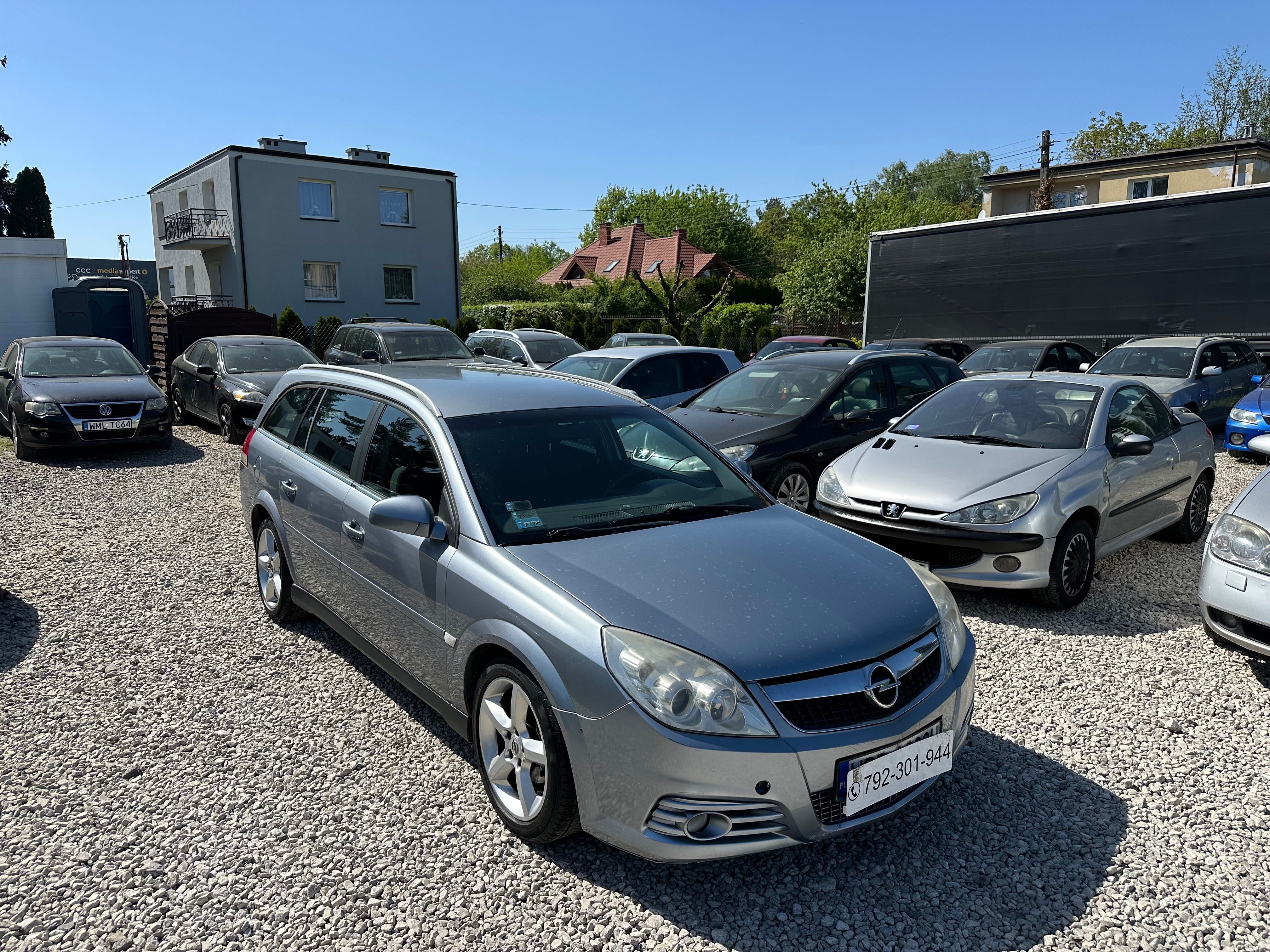 Na sprzedaż Opel Vectra C //ekonomiczne//felgi//klima///duży bagażnik/