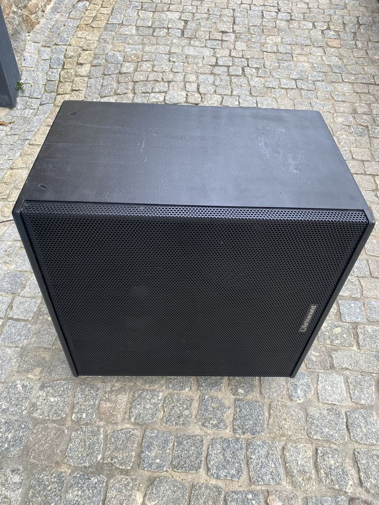 Subwoofer Turbosound TCS215