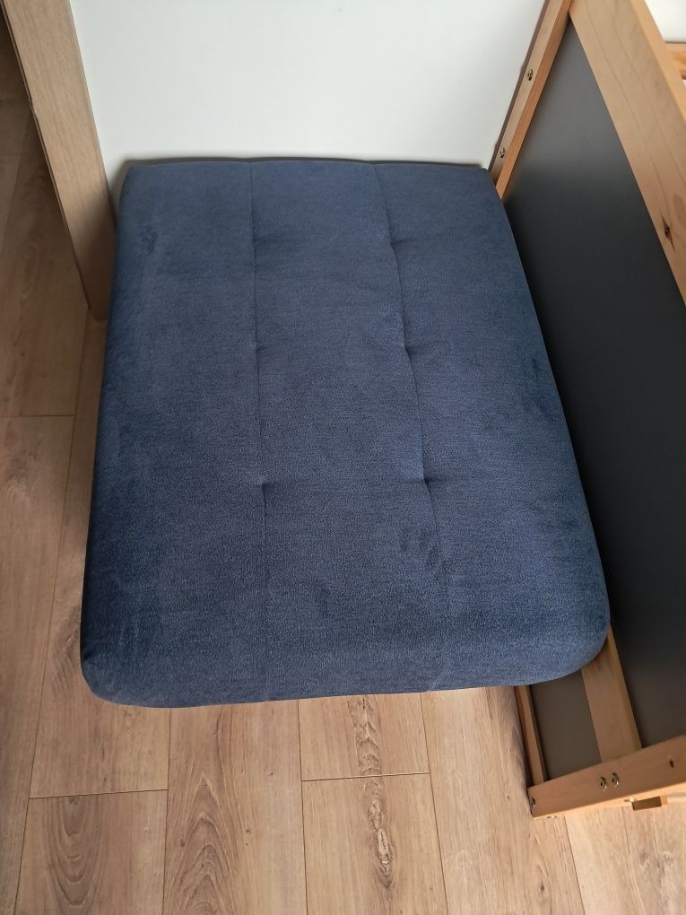 Sofa z funkcją spania