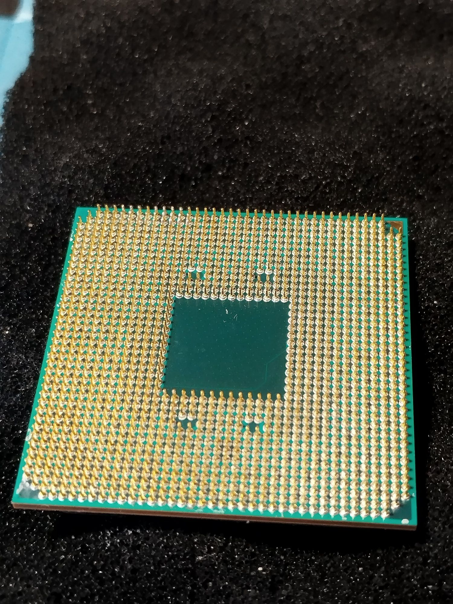 AMD Ryzen 5 2600