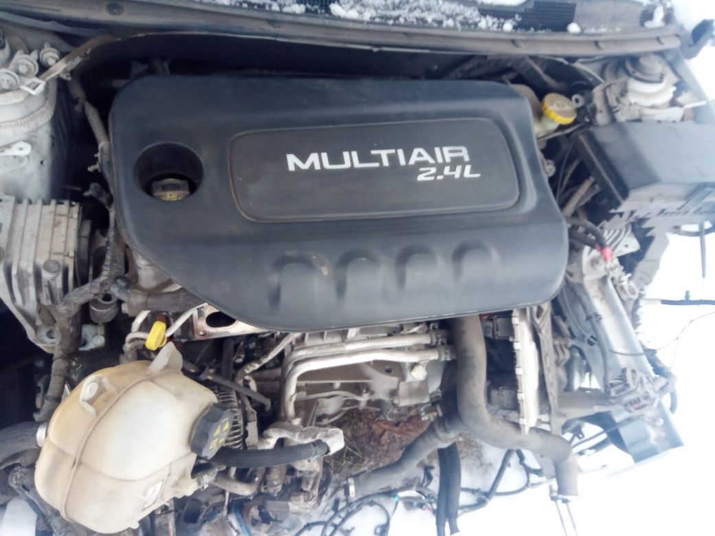 Двигатель мотор Multiair 2.4 L Chrysler 200 Jeep Cherokee по запчастям