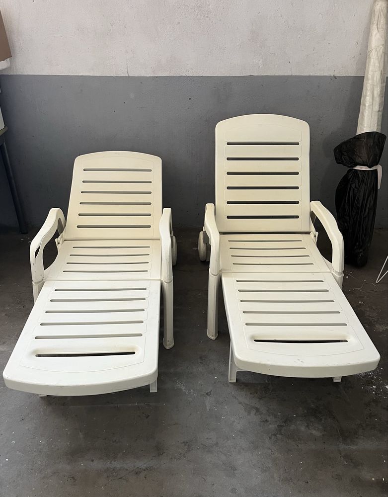 Conjunto de espreguiçadeiras