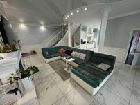 Будинок в перемісті Полтави, ремонт та меблі. 188 м кв, 17 соток землі