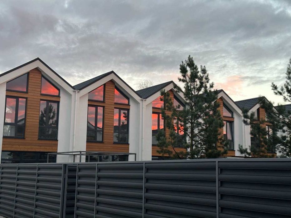 Продаж таунхаусу з видом на річку, Prydesennya Eco Village. 68 кв.м