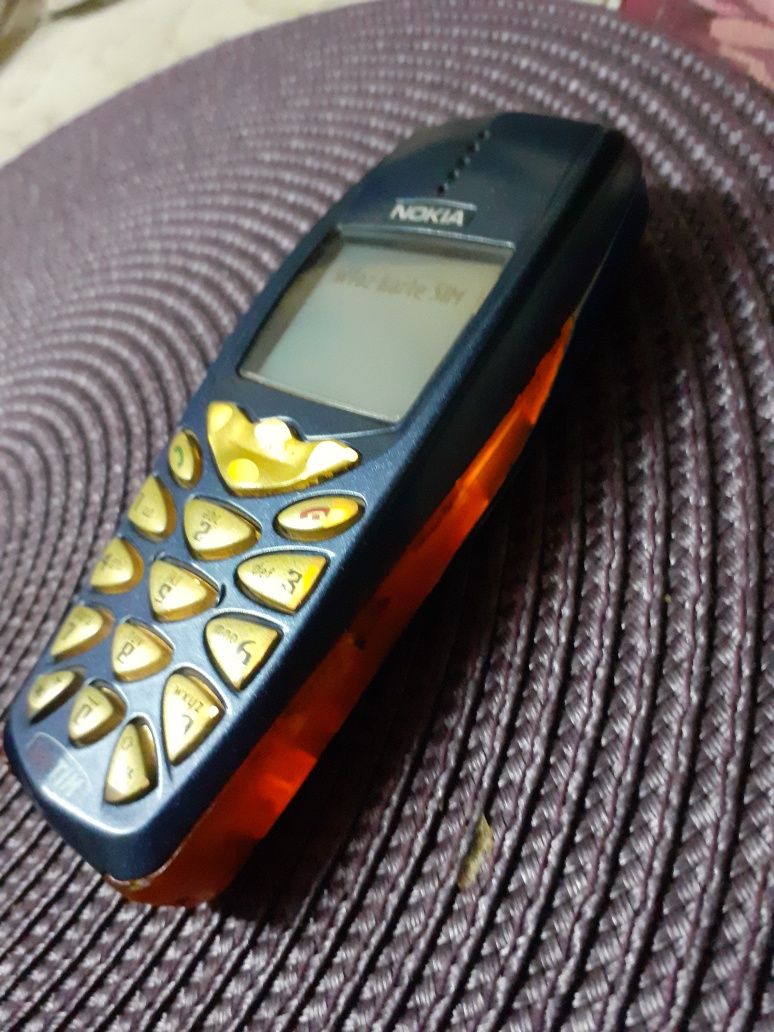 Telefon Nokia 3510i kultowy z ładowarką