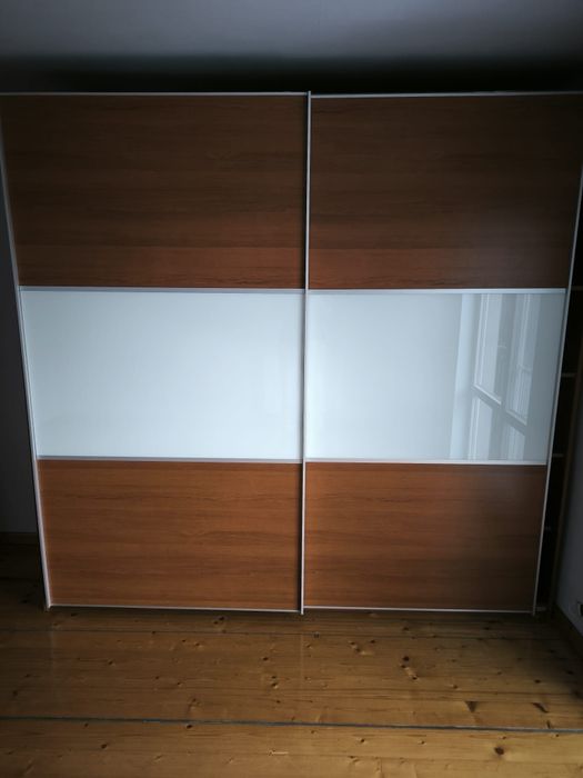 Szafa 2 sztuki 2,30 wys x 240 szer przesuwne drzwi