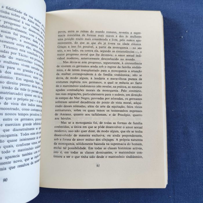 Friedrich Engels - A Origem da Família, da Propriedade e do Estado
