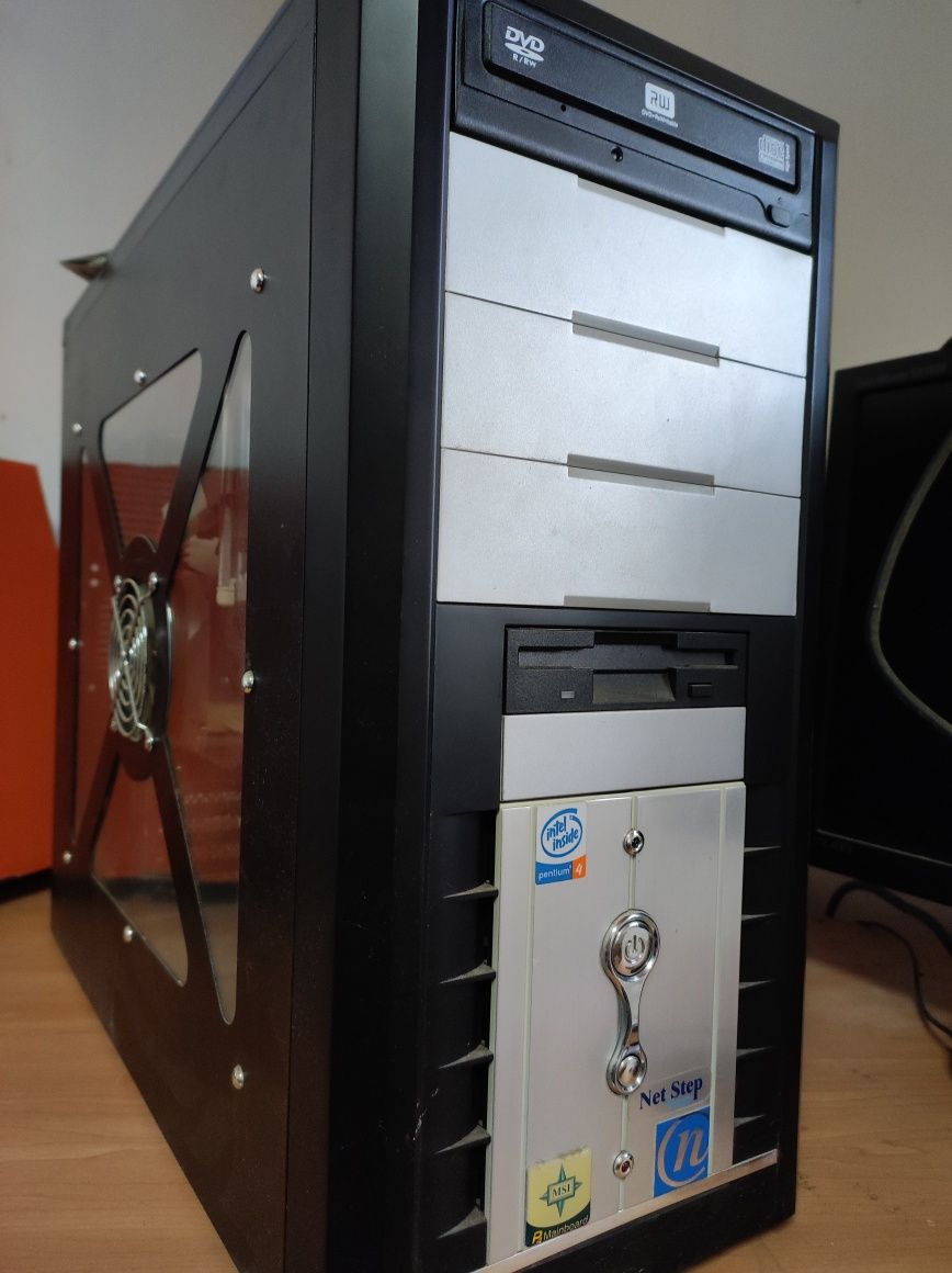 Torre computador Pentium 4 e impressora