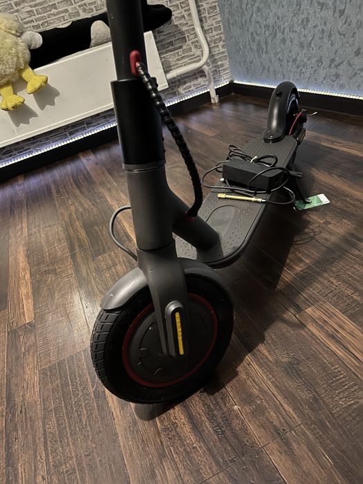 Самокат електро Xiaomi mi pro