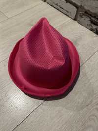Różowy kapelusz