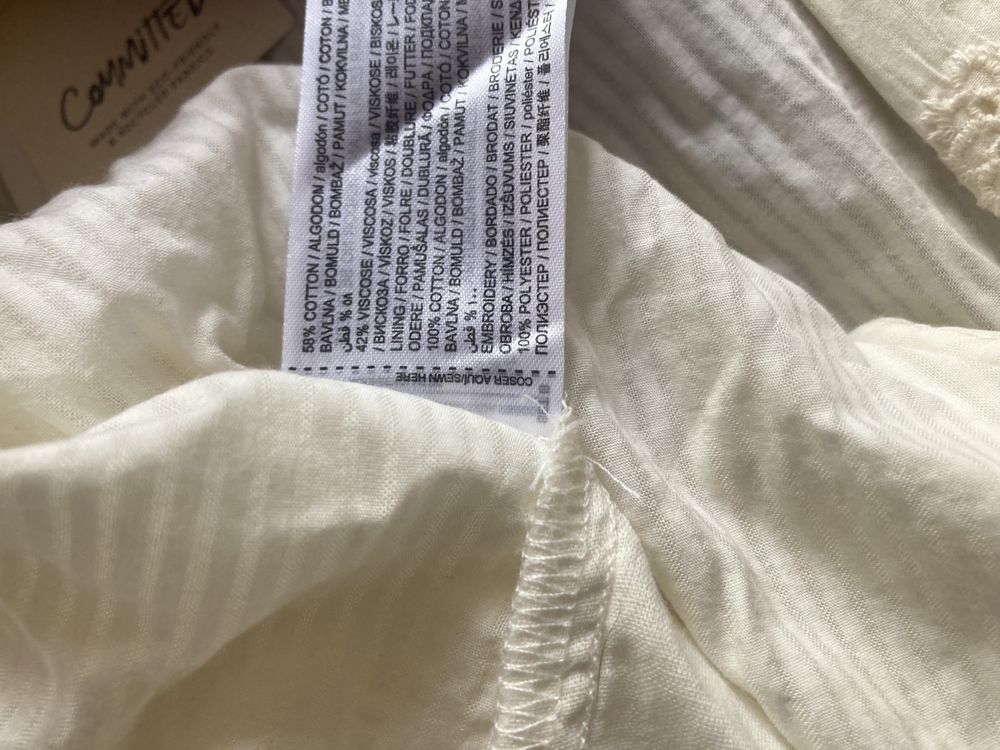 Kremowa sukienka Mango r. L