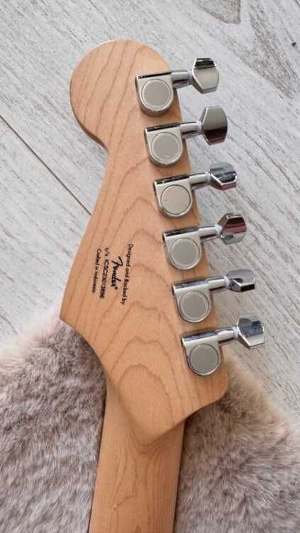 SPRZEDAM  Boss GT-1 Multiefekt gitarowy +Gitara Fender Squier