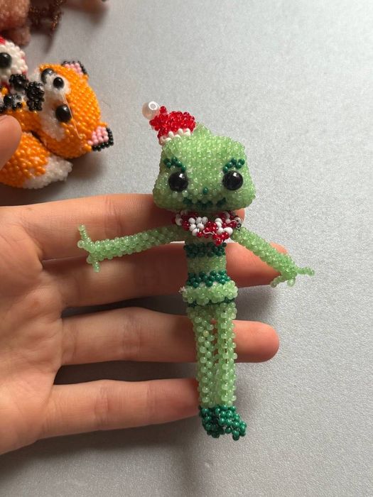 Вироби з бісеру,ТОРГ Є