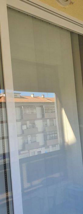 3 portadas com vidros duplos mas estores  de fitas tudo como novo