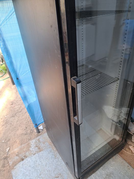 Sprzedam witrynę chłodniczą