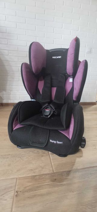 Автокрісло 9-36кг Recaro Young Sport