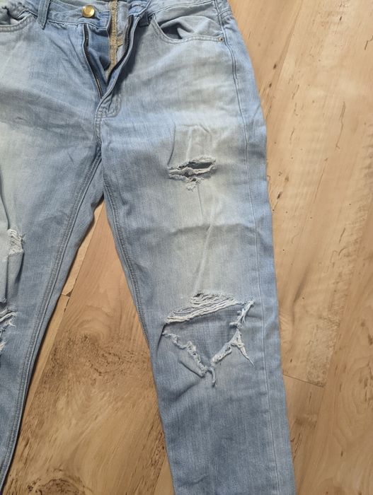 Jeansy damskie boyfriend American Eagle 36