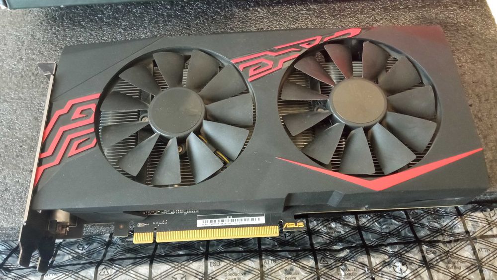 Видеокарта ASUS Radeon RX 570-4GB-DDR5
