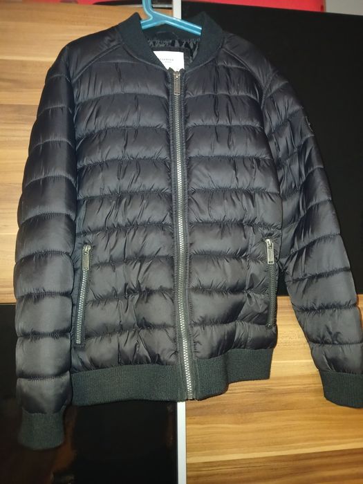 Klasyczna czarna kurtka bomberka reserved rozm 146