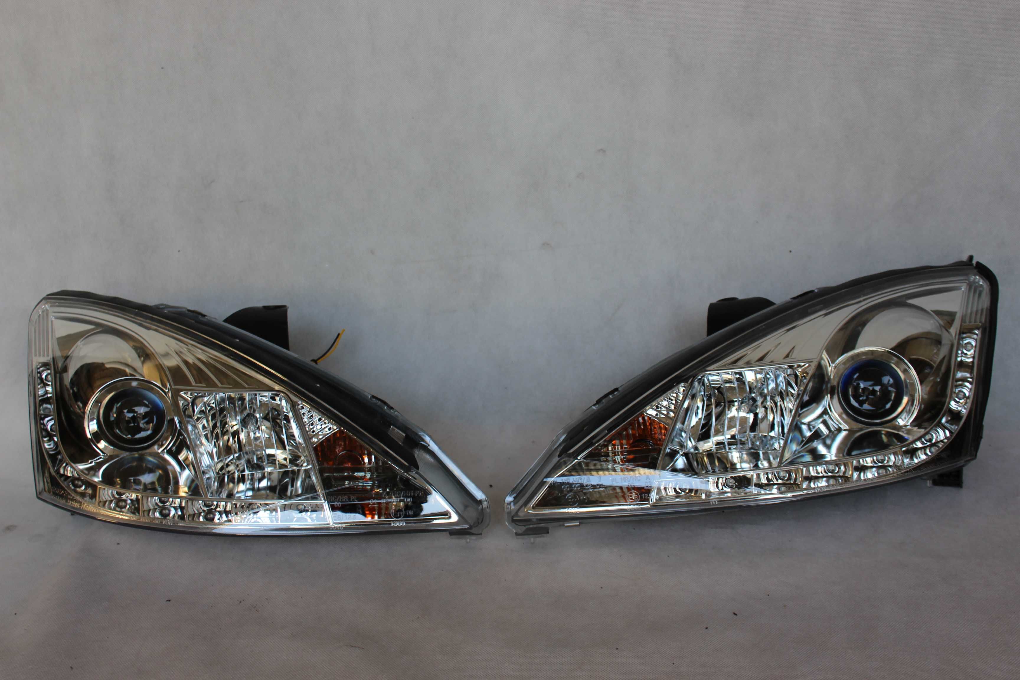 Lampy przednie przód FORD FOCUS I 1 01-04 lift LED Dzienne DRL NOWE!