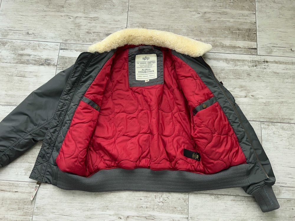 Бомбер Alpha Industries Injector III