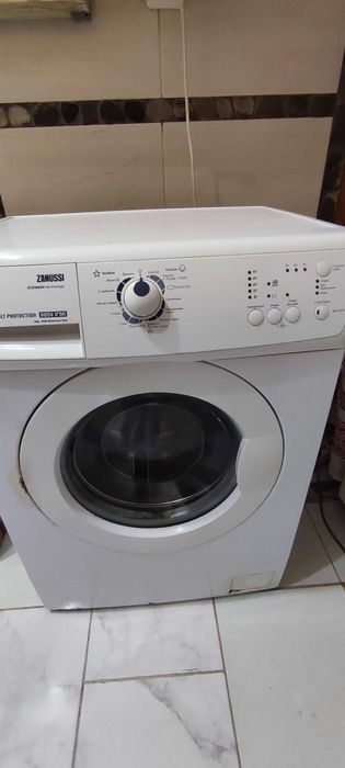 Дешево пральна машина Indessit