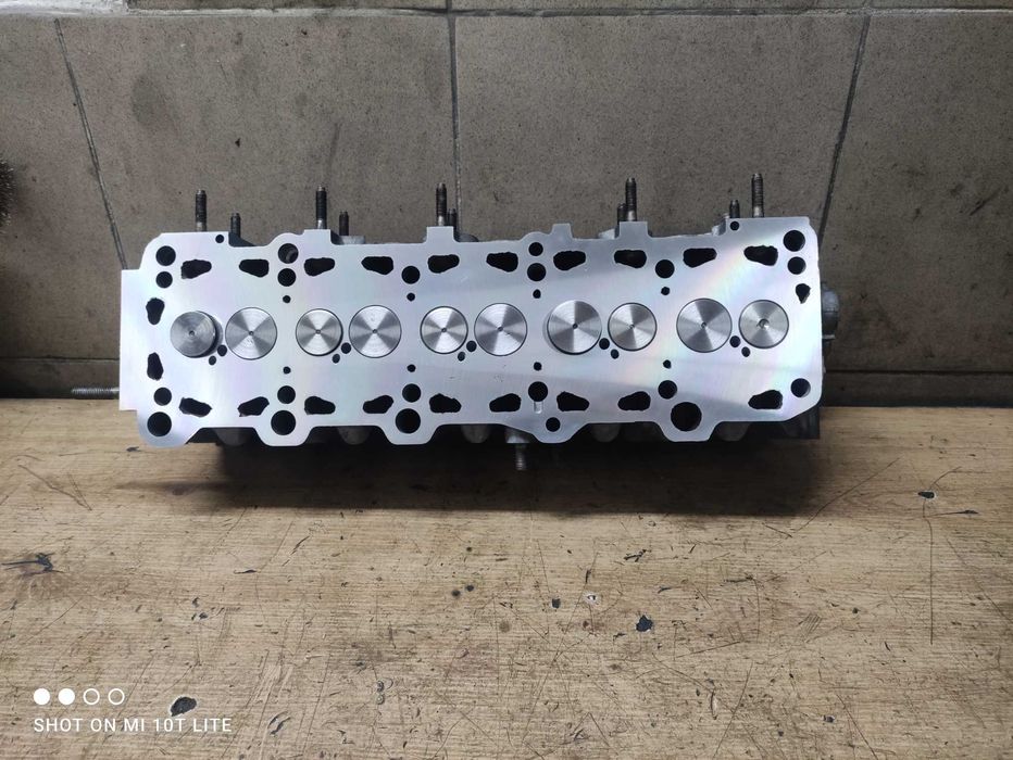 Głowica 2.5 TDI crafter lt t4 po regeneracji Kompletna