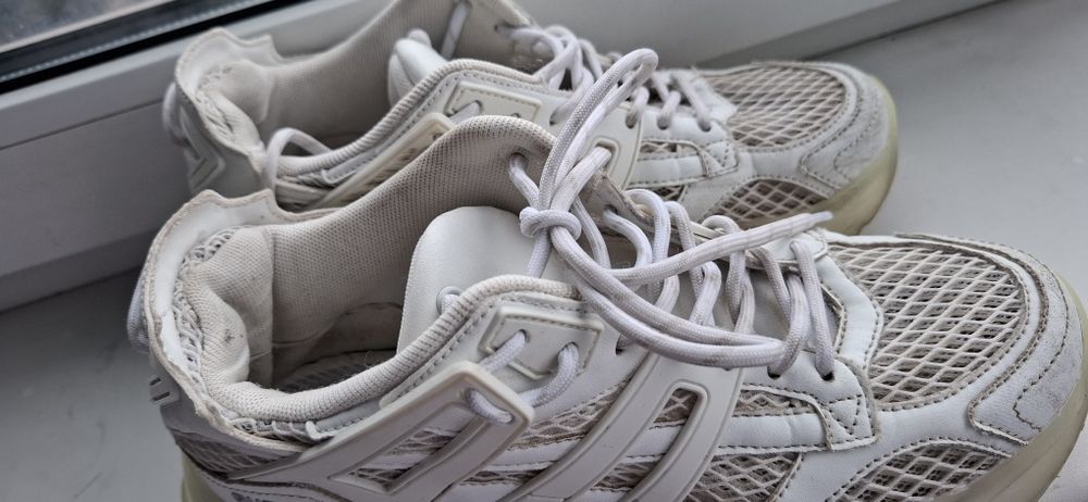 Кроси кроссовки GUESS Belluna