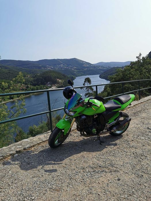 Kawasaki z1000 de 2003.