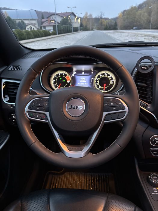 Jeep Cherokee 2021 3.2 бензин