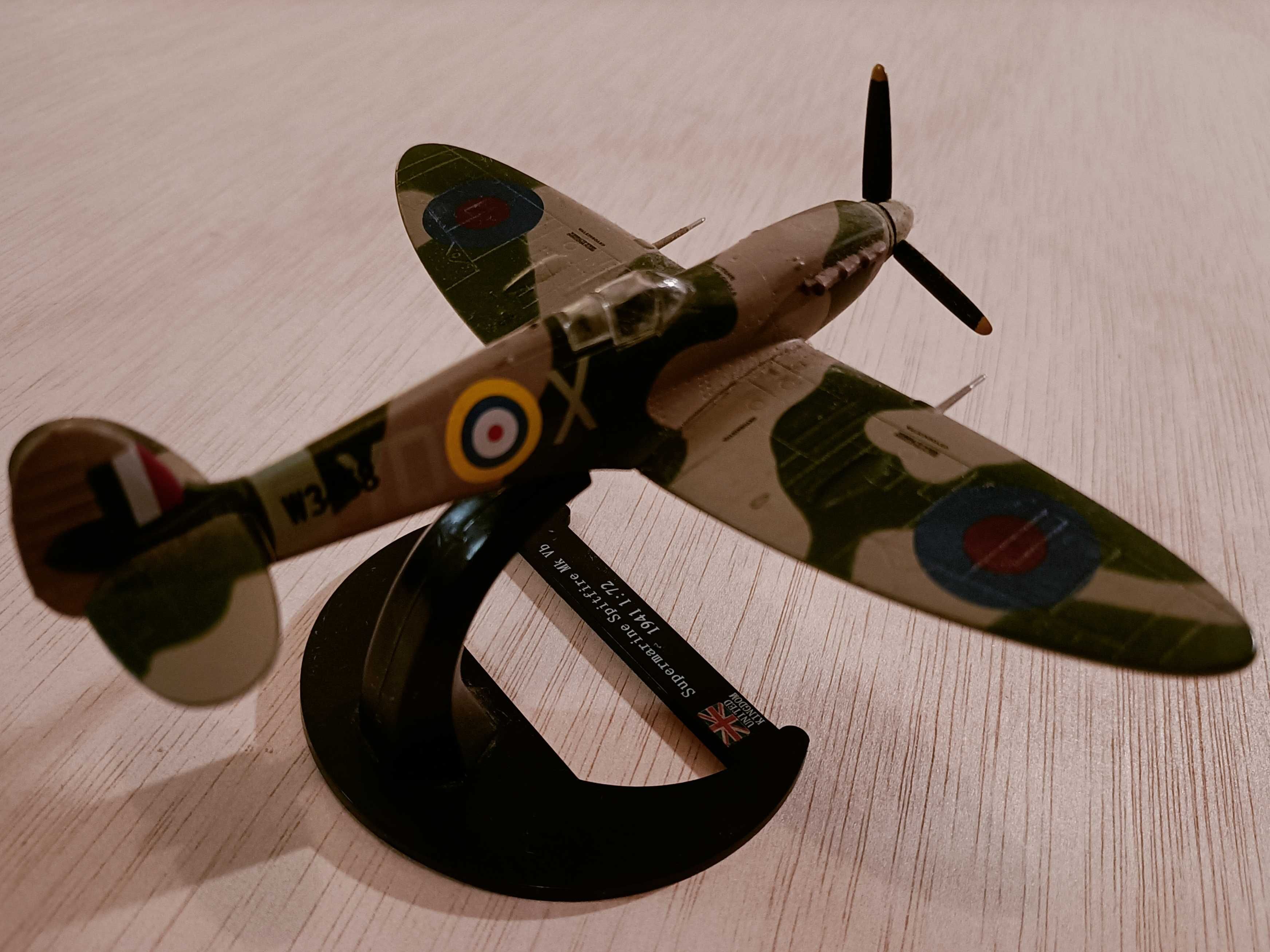 Miniatura avião Spitfire