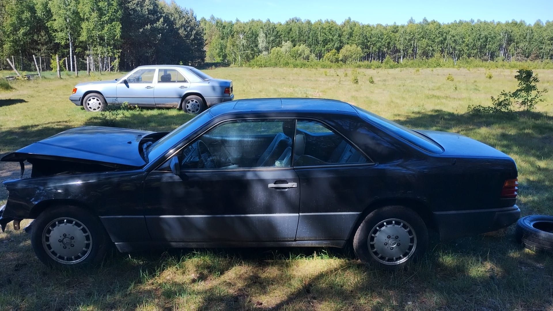 2x mercedes w124 coupe i sedan