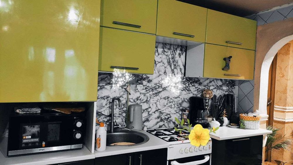 Здам будинк подобово м.Зміїв