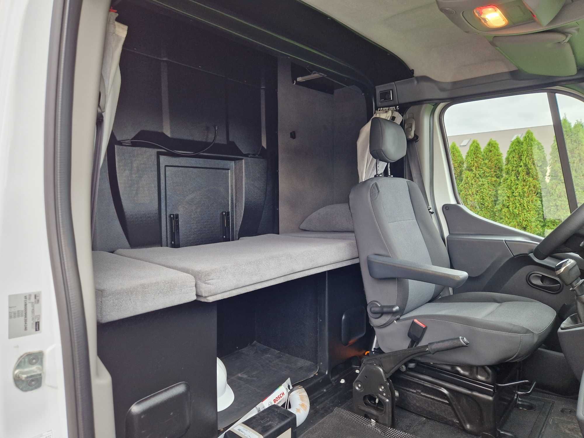 Renault Master Spojtrak Wejkama Międzynarodówka Kurnik 2xAKU Poduszki