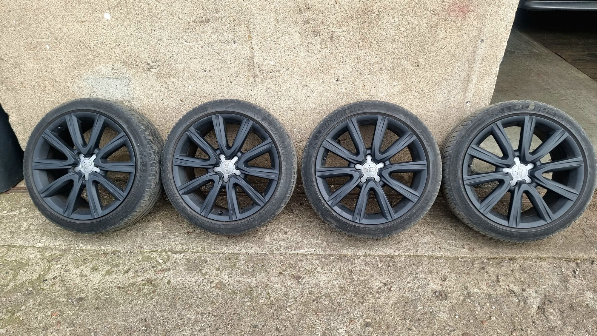 Oryginalne felgi AUDI S-line A6 C7 Q5 A4 A7 A8 18''