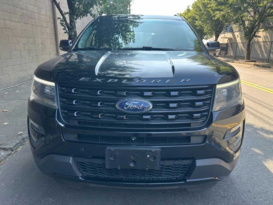 Ford Explorer Sport      2016