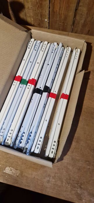 Prowadnice do szuflad 40cm.