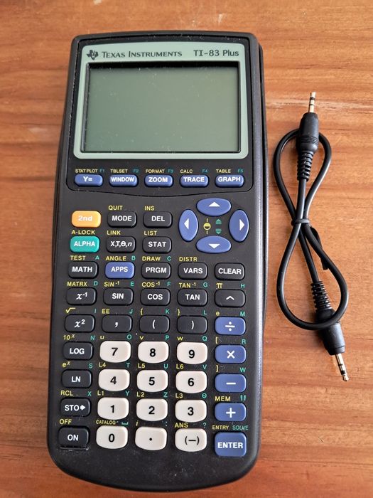 Calculadora Gráfica TEXAS TI 83 Plus