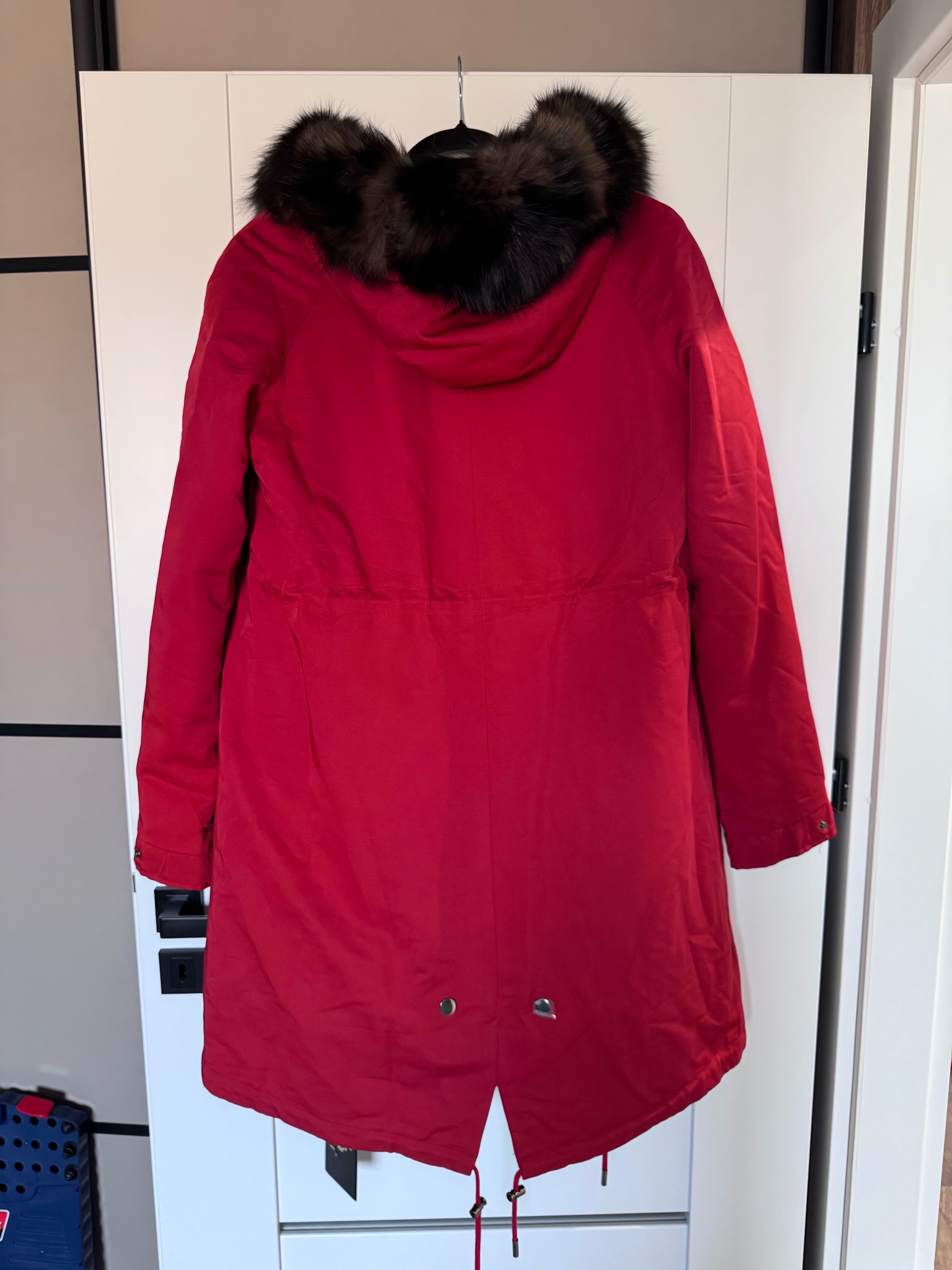 Nowa PARKA z naturalnym obszyciem futra lisa w SOBOLOWYM KOLORZE