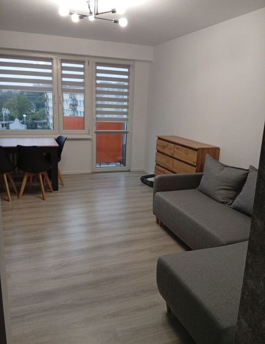 Sprzedam mieszkanie 39m², 2 pokoje, 3 piętro - w pełni wyposażone