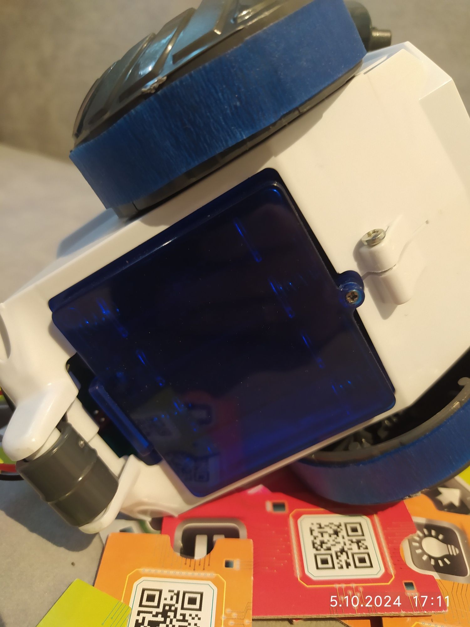 Clementoni Mówiący Cyber Robot kodowanie