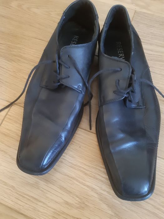 Czarne wiązane wizytowe skórzane buty męskie okazjonalne Reserv