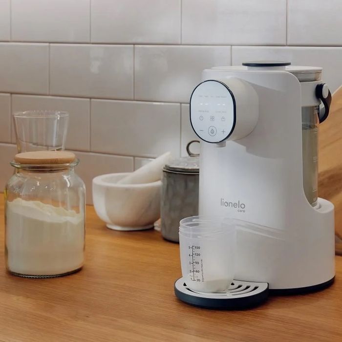 Машина для приготування дитячої суміші типу baby brezza